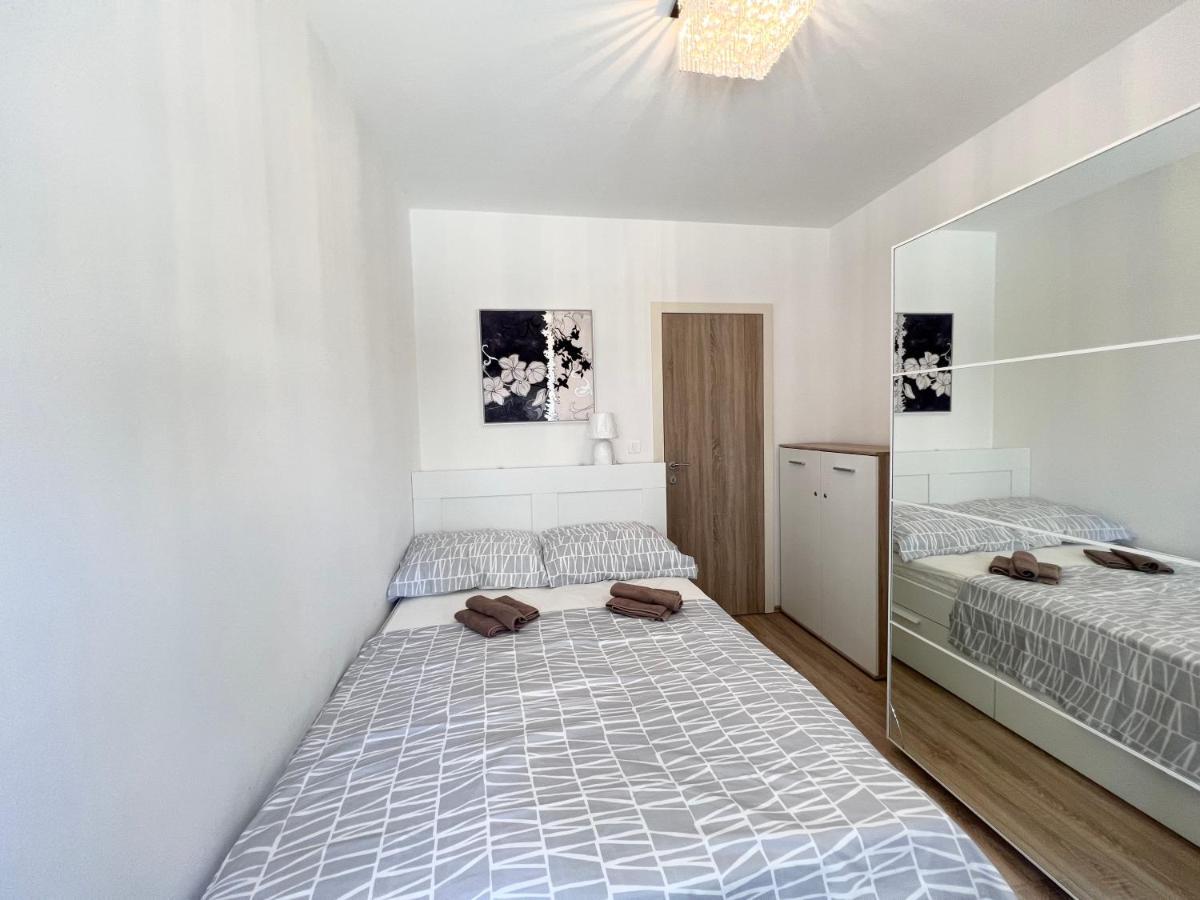 Apartment Vita Medolino Esterno foto